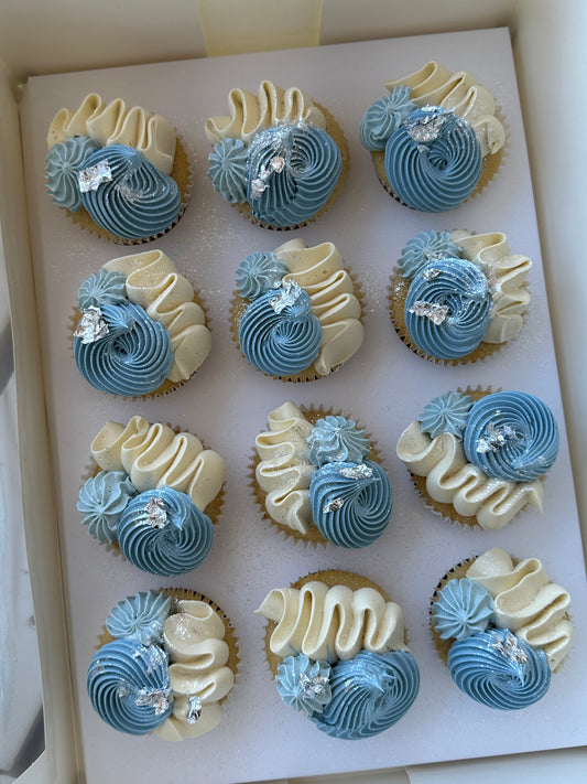 its giving Elsa ❄️ cuppies